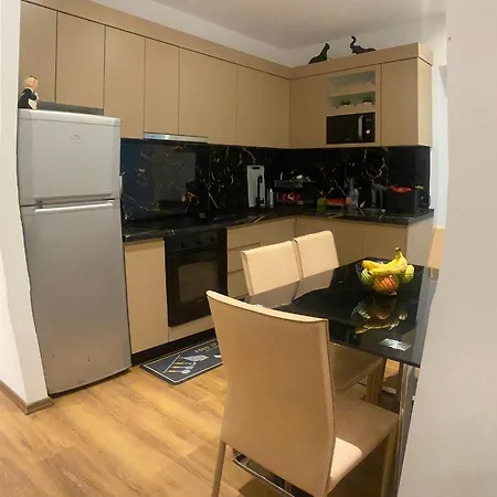 2-beds Garden Parking 100m To Durrës