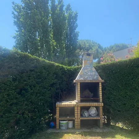 Vakantiehuis 2-beds Garden Parking 100m To