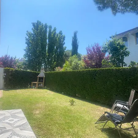 2-beds Garden Parking 100m To Vakantiehuis