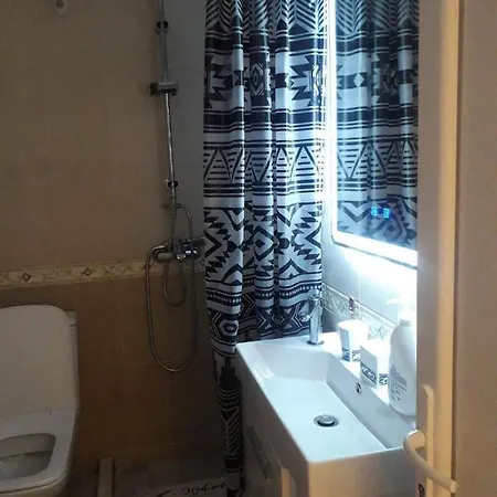 2-beds Garden Parking 100m To Vakantiehuis