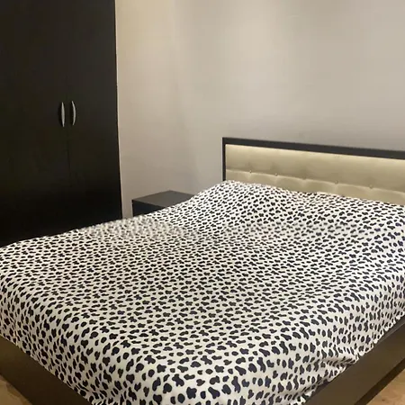 Vakantiehuis 2-beds Garden Parking 100m To Durrës